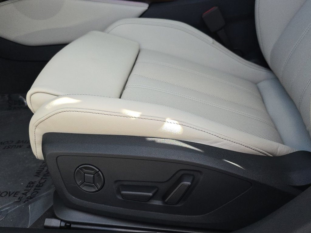 New 2026 Audi A6 Premium Plus AWD/4WD image 17