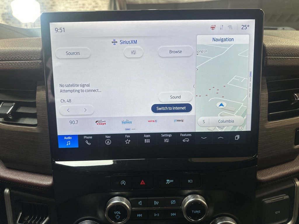 Used 2024 Ford Expedition Limited image 21