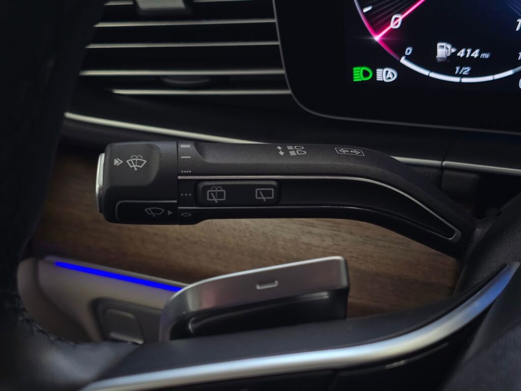 Certified 2025 Mercedes-Benz GLE 350 4MATIC image 40