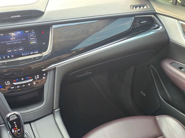 Used 2022 Cadillac XT6 Premium Luxury AWD/4WD image 19
