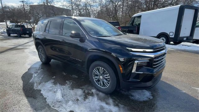 New 2026 Chevrolet Traverse LT w/ Driver Confidence Package image 3