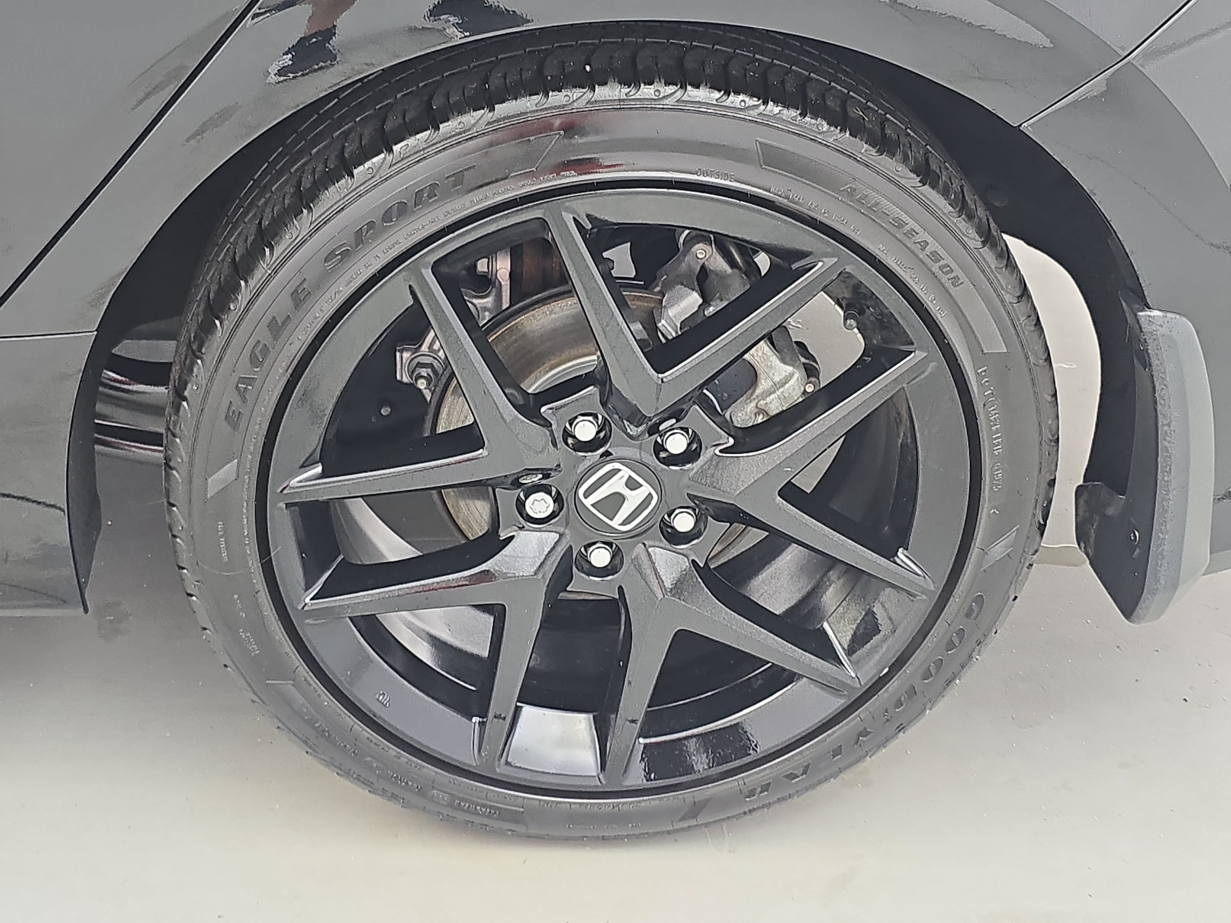 Used 2025 Honda Civic Sport image 32