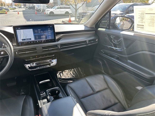 Certified 2023 Lincoln Corsair Reserve w/ Equipment Group 201A image 17