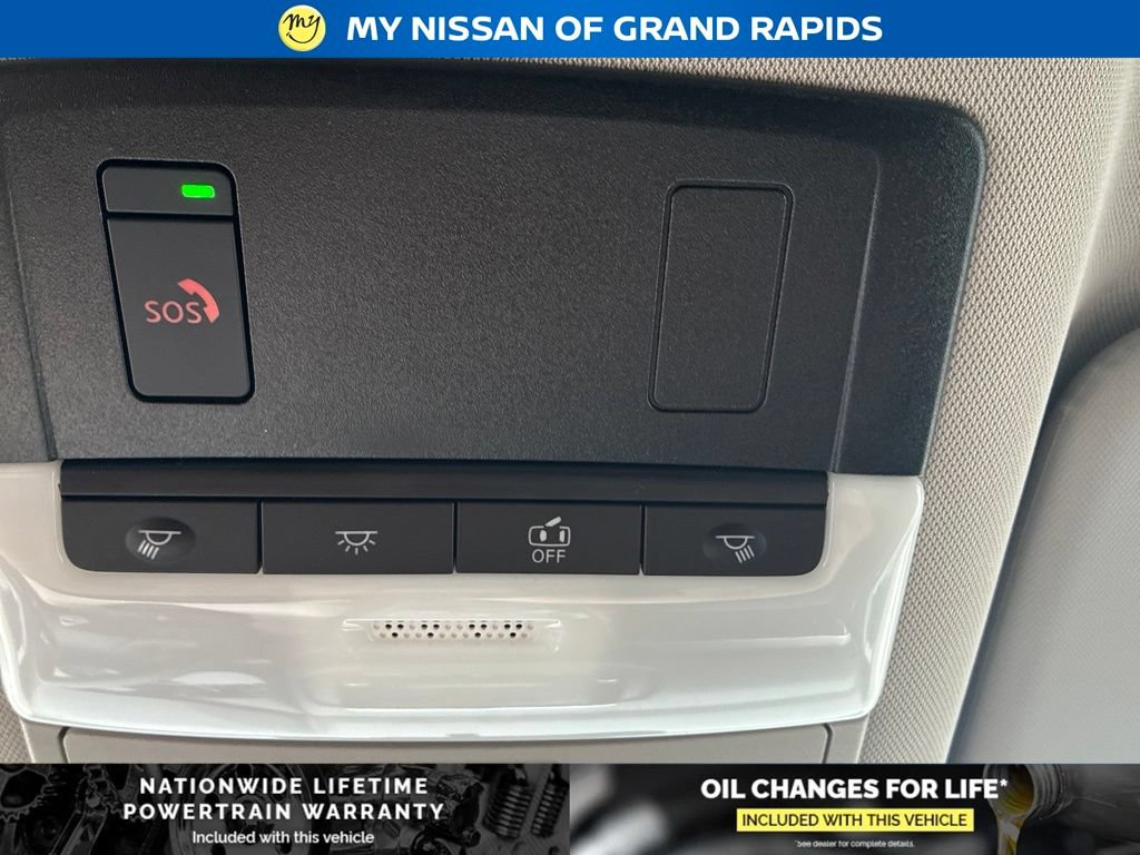 New 2026 Nissan Rogue SV w/ Cold Weather Package AWD/4WD image 24