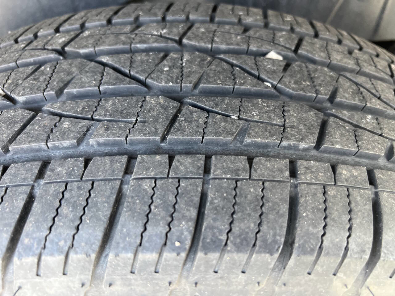 Used 2009 Chevrolet Suburban LT image 17