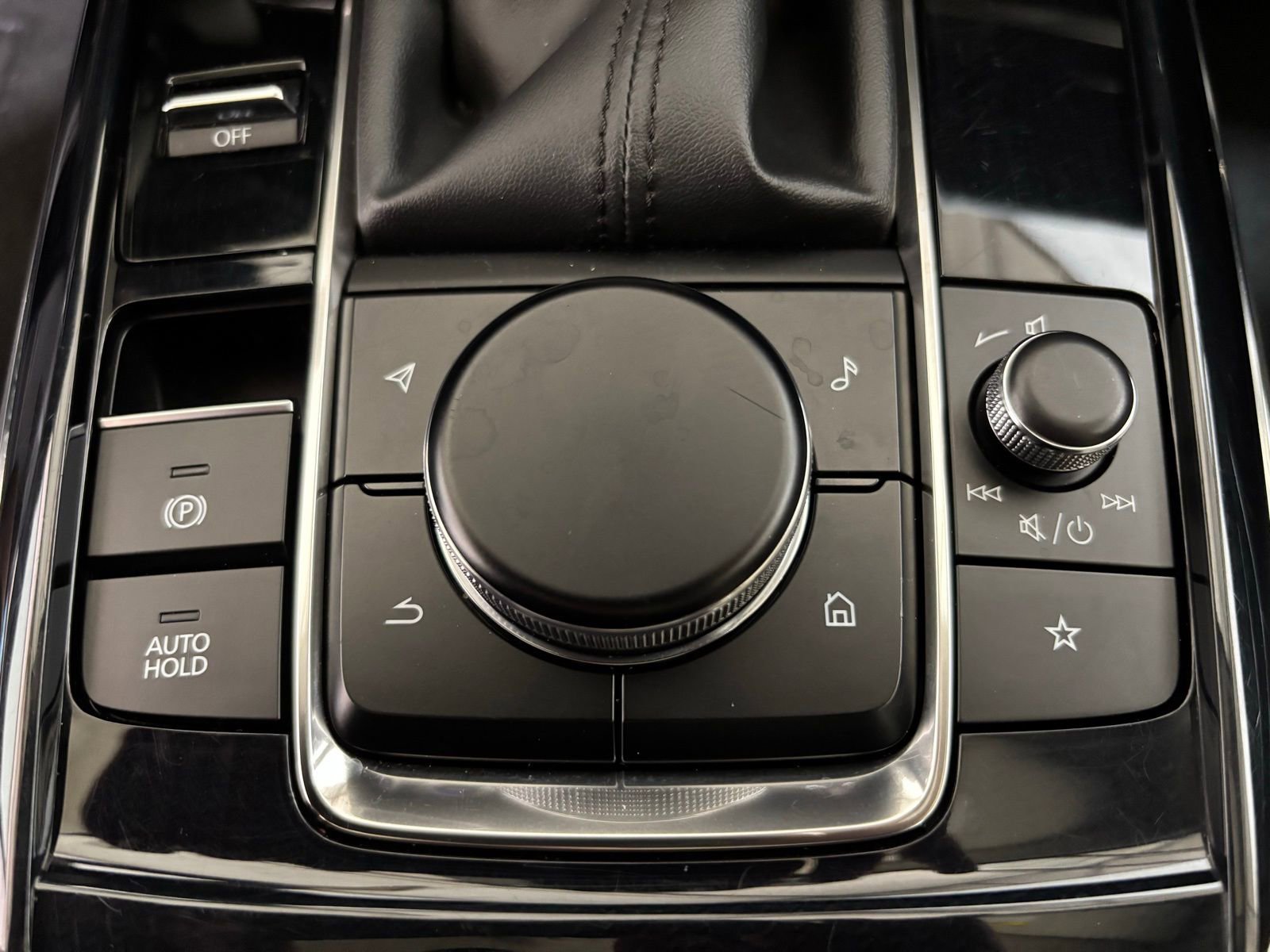 Certified 2025 MAZDA CX-30 AWD 2.5 S w/ Preferred Package image 27