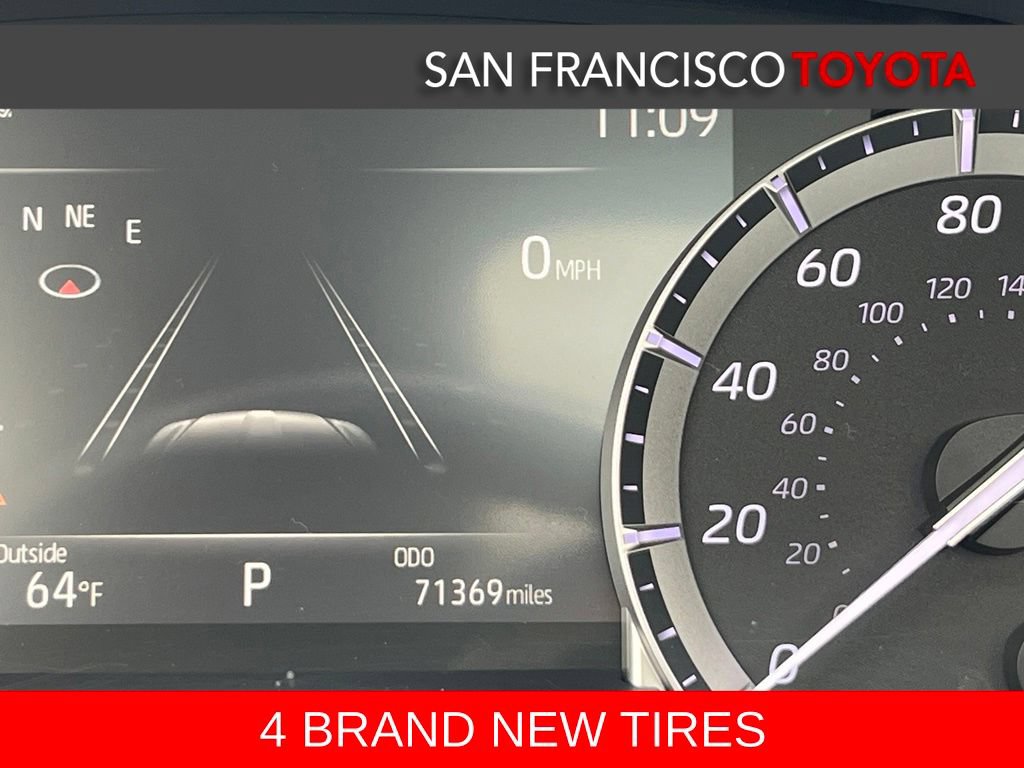 Used 2022 Toyota Highlander Platinum AWD/4WD image 35