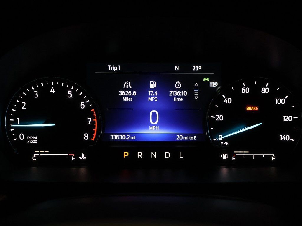 Used 2022 Ford Explorer XLT image 34