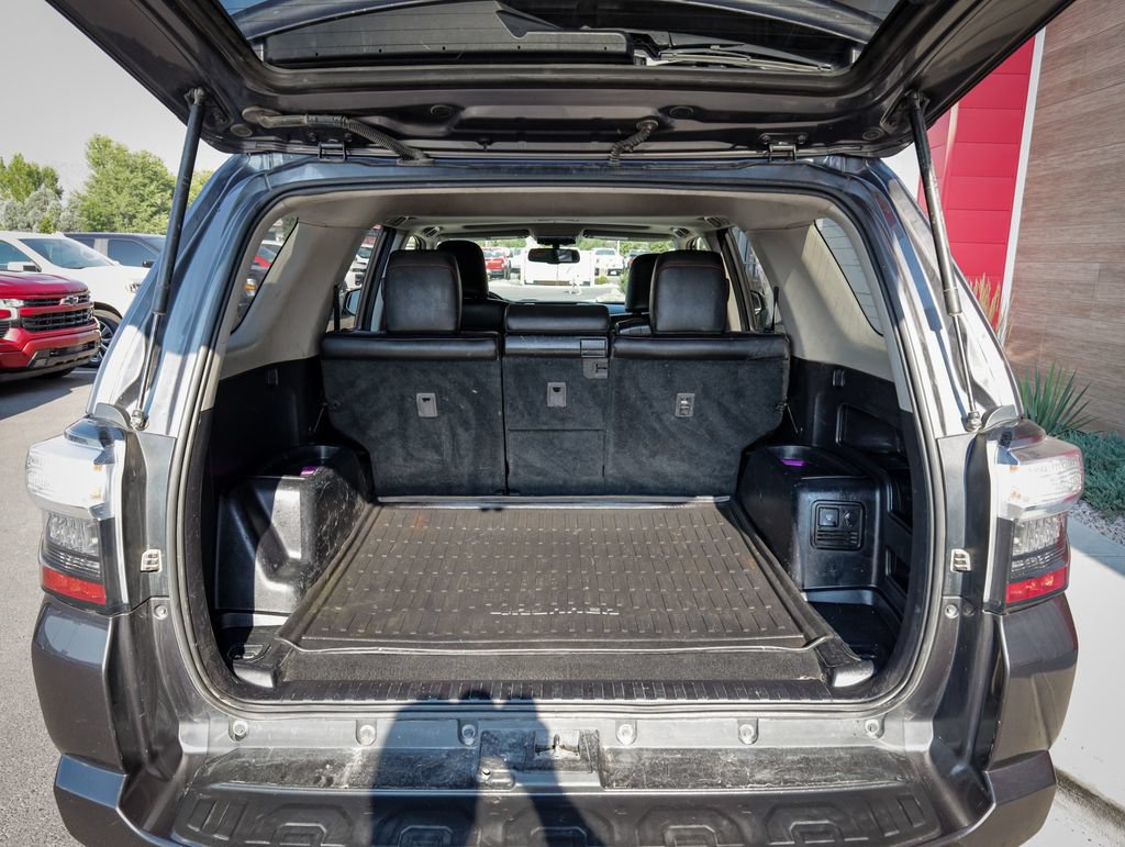 Used 2019 Toyota 4Runner TRD Off-Road Premium w/ Wilderness Package AWD/4WD image 29