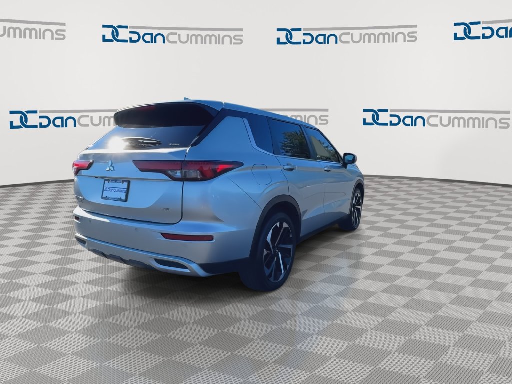 Used 2024 Mitsubishi Outlander SE Black Edition AWD/4WD image 8