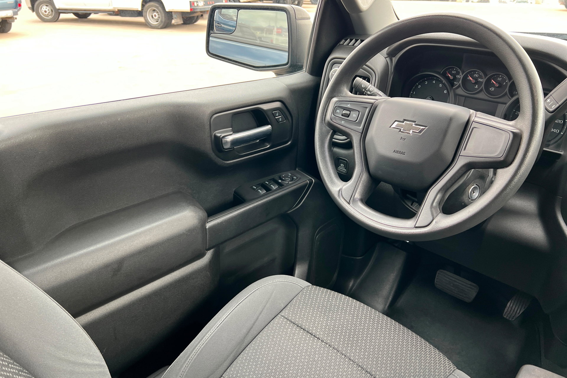 Used 2021 Chevrolet Silverado 1500 Custom Trail Boss w/ LPO, Dark Essentials Package image 12