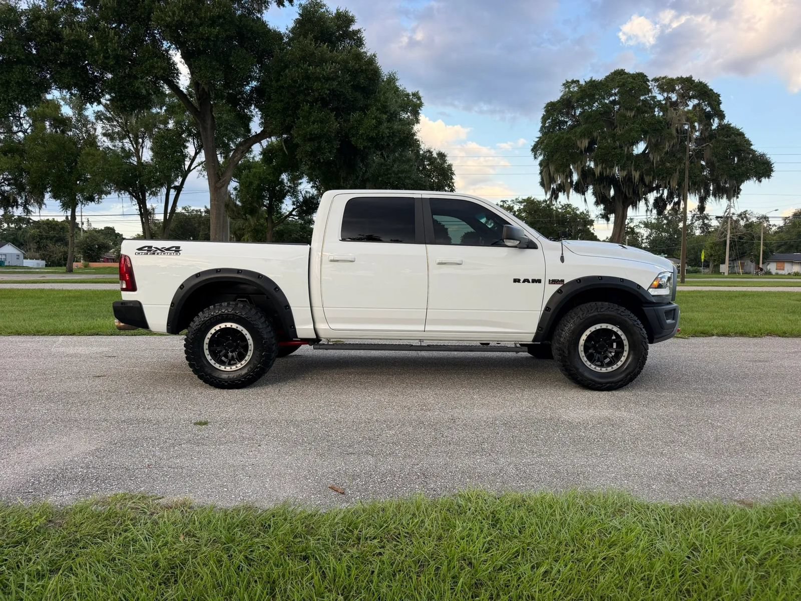 Used 2016 RAM 1500 Rebel w/ Luxury Group AWD/4WD image 4