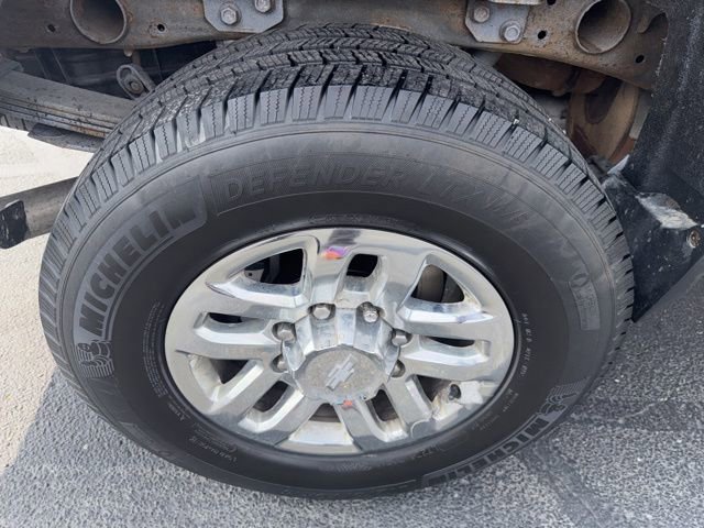 Used 2016 Chevrolet Silverado 2500 LTZ image 29