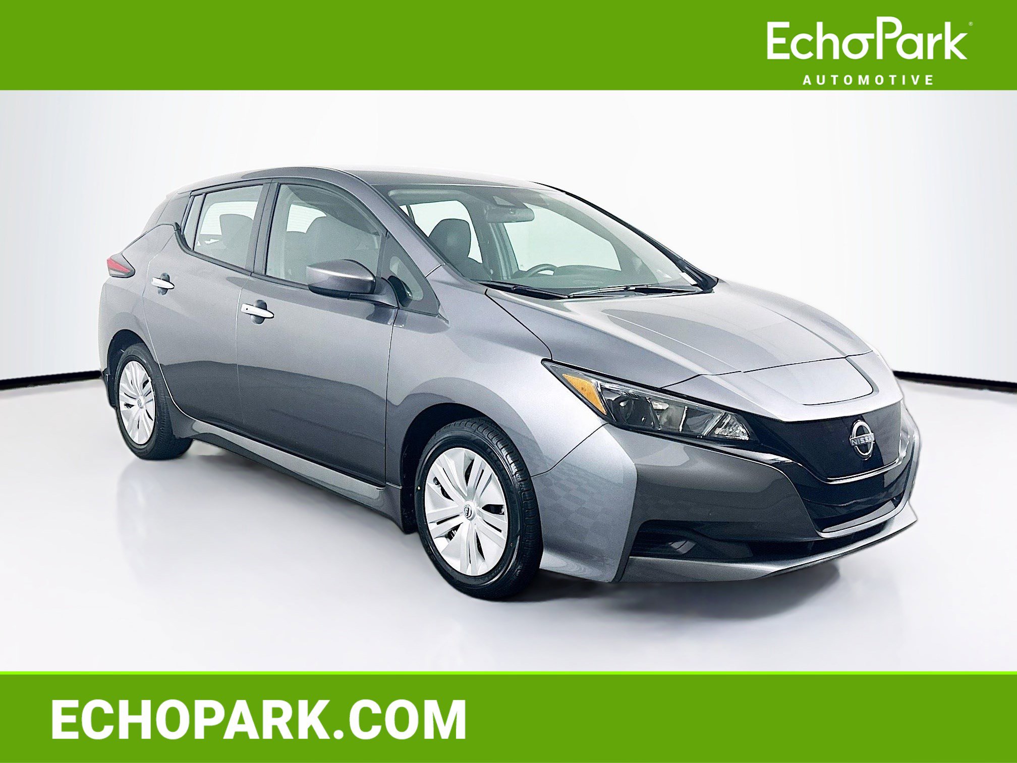 Used 2023 Nissan Leaf S image 1