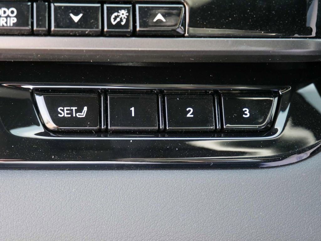 New 2026 Lexus RX 350 F Sport image 17