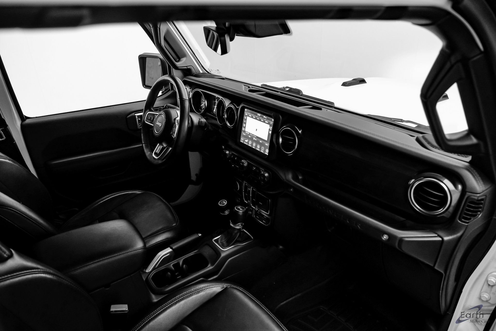 Used 2022 Jeep Wrangler Unlimited Rubicon w/ Xtreme Recon 35" Tire Package image 45