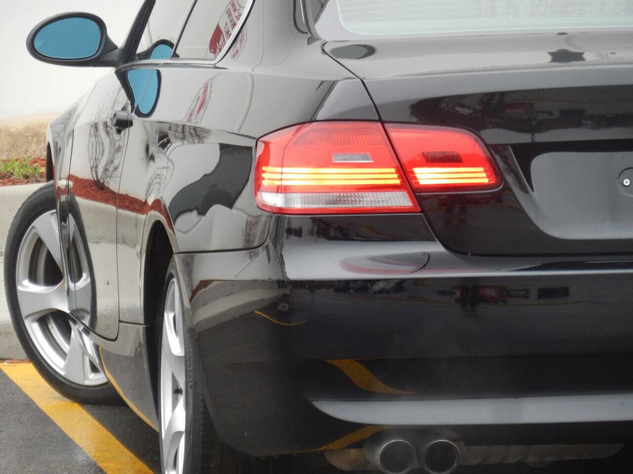 Used 2009 BMW 328i xDrive Coupe image 2