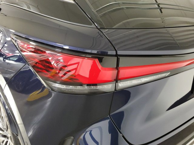 Used 2026 Lexus RX 450h AWD w/ Convenience Package image 32