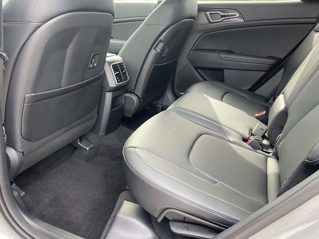 New 2026 Kia Sportage EX FWD image 8