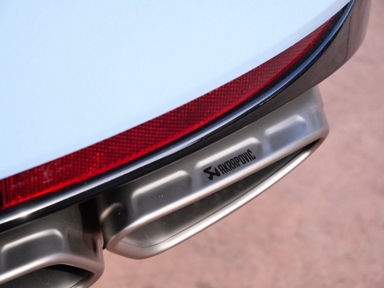 Used 2025 Bentley Continental GT image 12