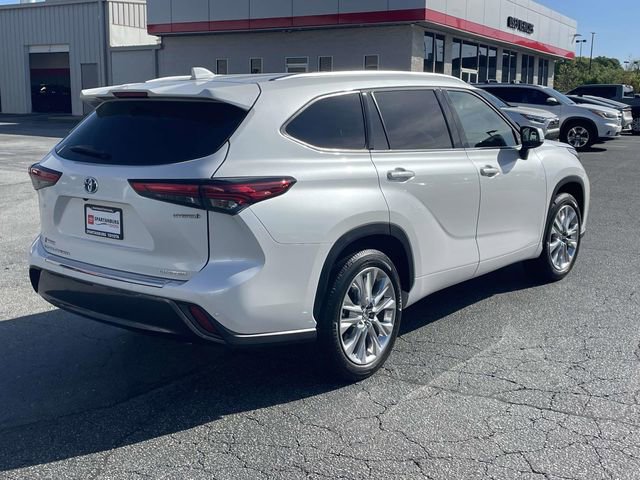 Used 2023 Toyota Highlander Limited image 6