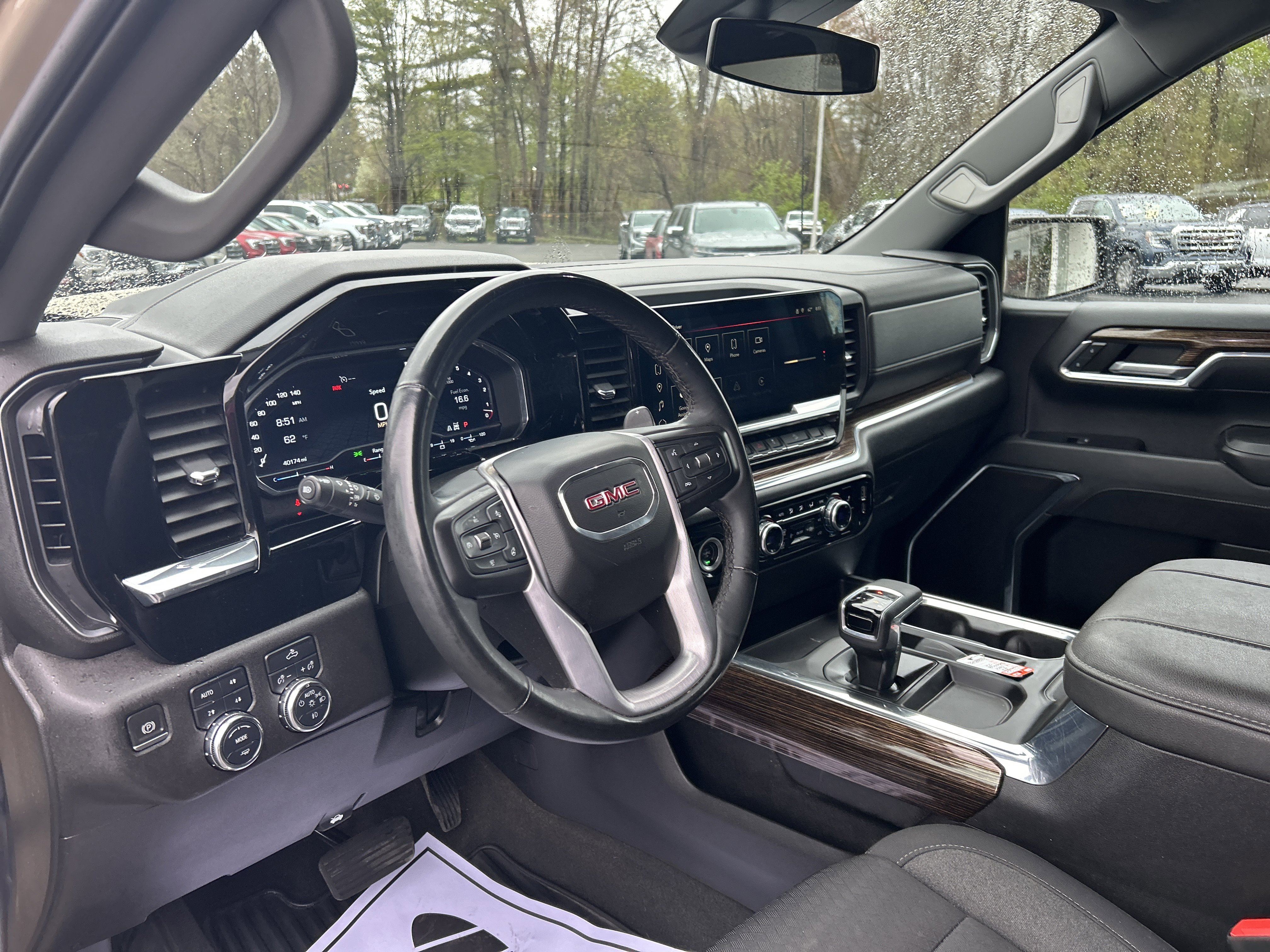 Used 2023 GMC Sierra 1500 Elevation w/ X31 Off-Road Package AWD/4WD image 14