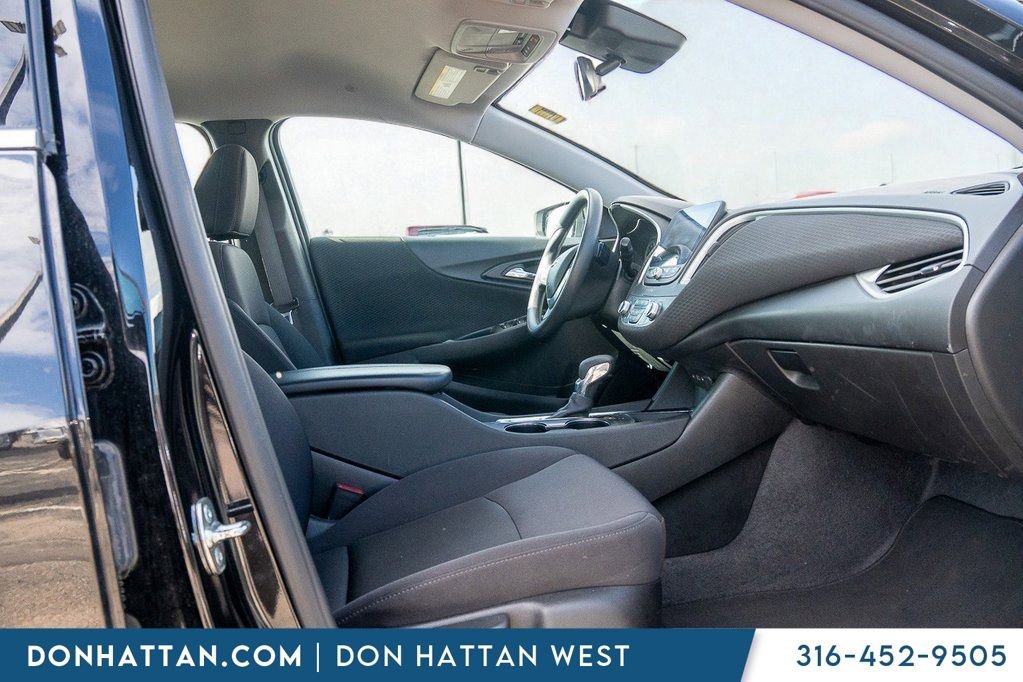Used 2024 Chevrolet Malibu LT image 22