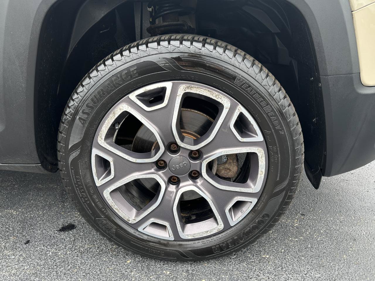 Used 2015 Jeep Renegade Limited AWD/4WD image 76