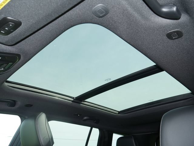 New 2027 Jeep Grand Cherokee Limited AWD/4WD image 3