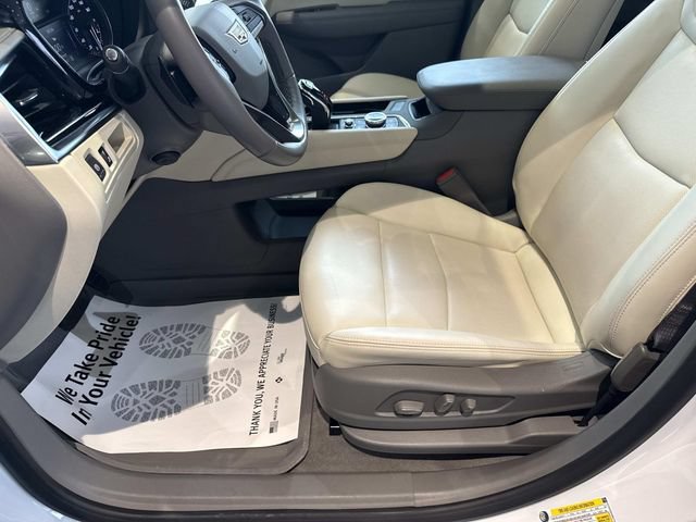 Certified 2024 Cadillac XT6 Premium Luxury w/ LPO, Floor Liner Package AWD/4WD image 17