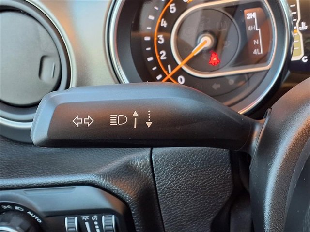 Used 2022 Jeep Wrangler Willys image 10