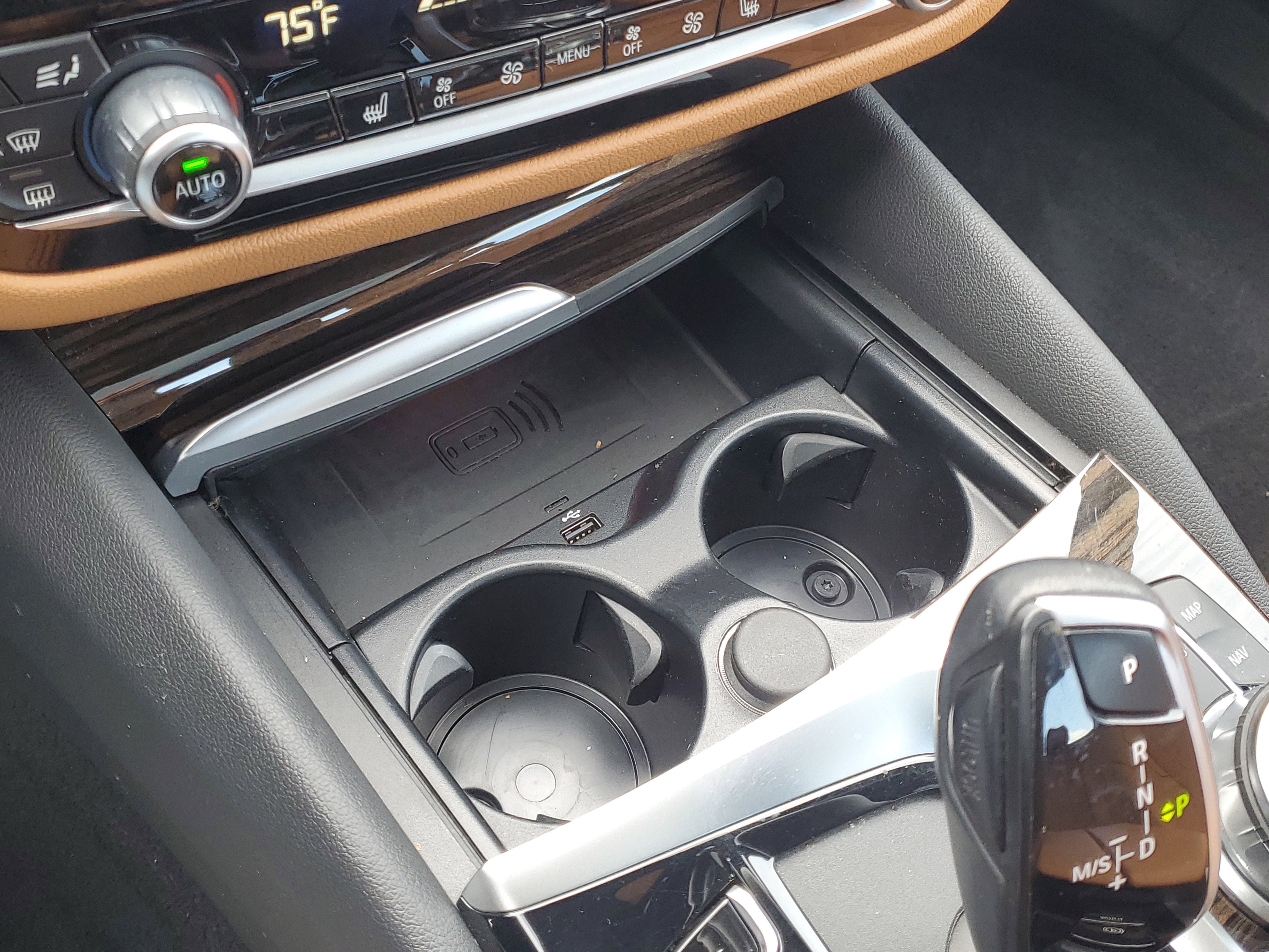 Used 2023 BMW 530i xDrive 530i xDrive w/ Premium Package image 21