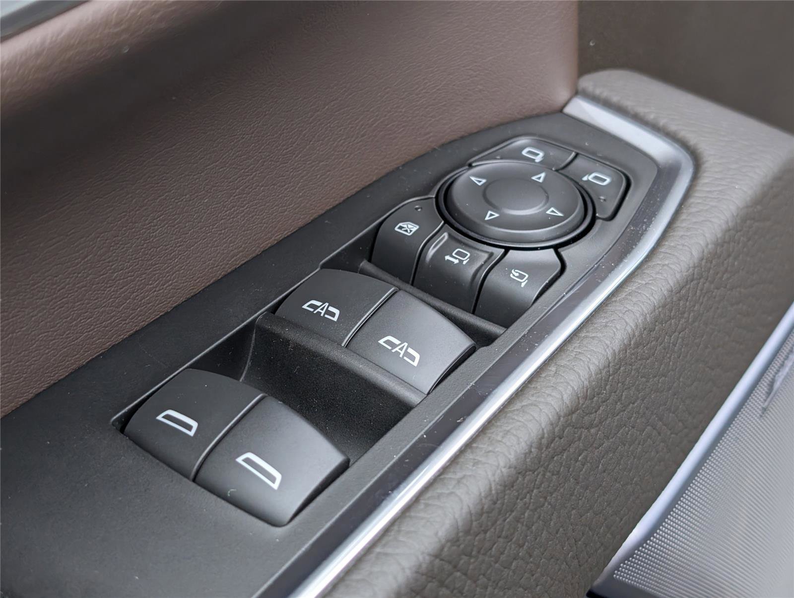 New 2026 GMC Sierra 2500 Denali w/ Denali Reserve Package image 16