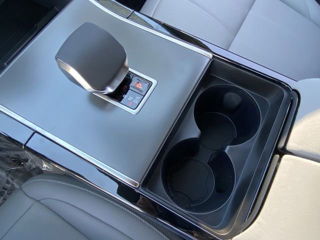 New 2026 Land Rover Range Rover Evoque S image 9