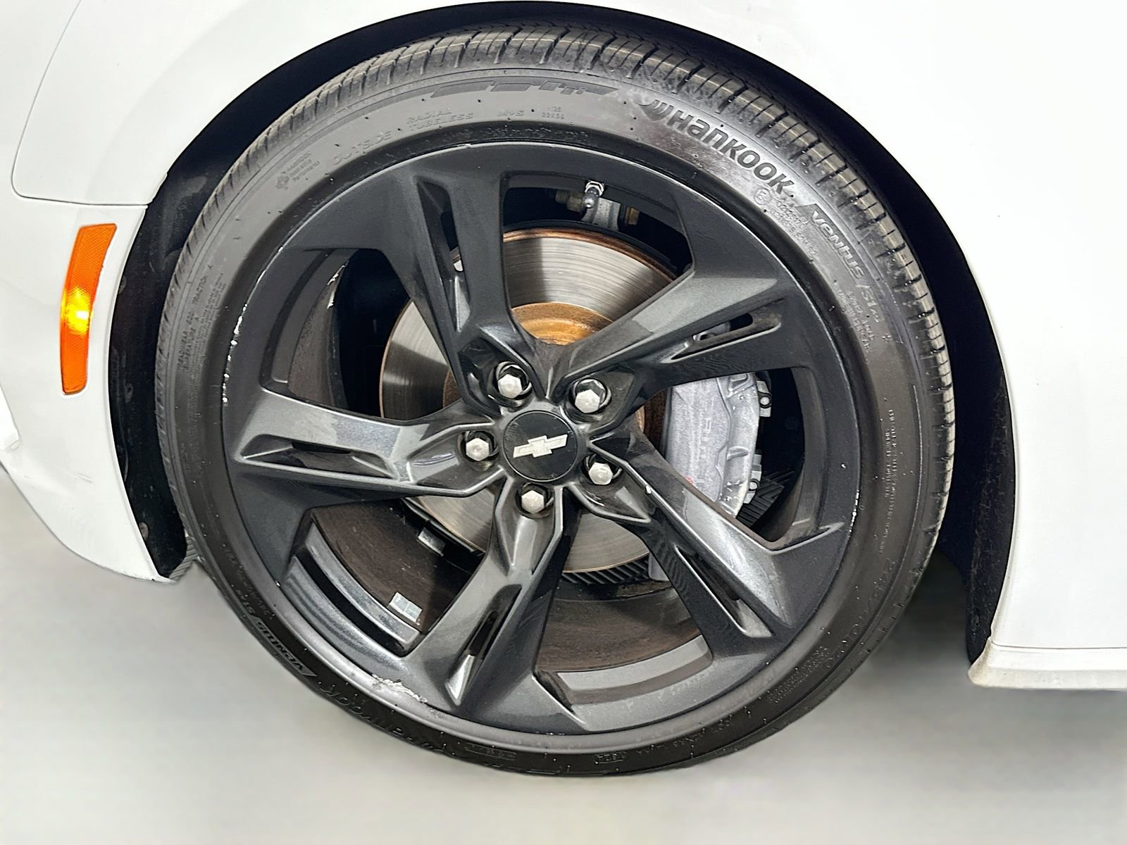 Used 2019 Chevrolet Camaro SS image 33