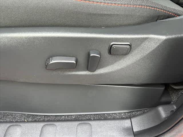 Used 2025 Nissan Frontier PRO-4X w/ Interior Protection Package AWD/4WD image 15