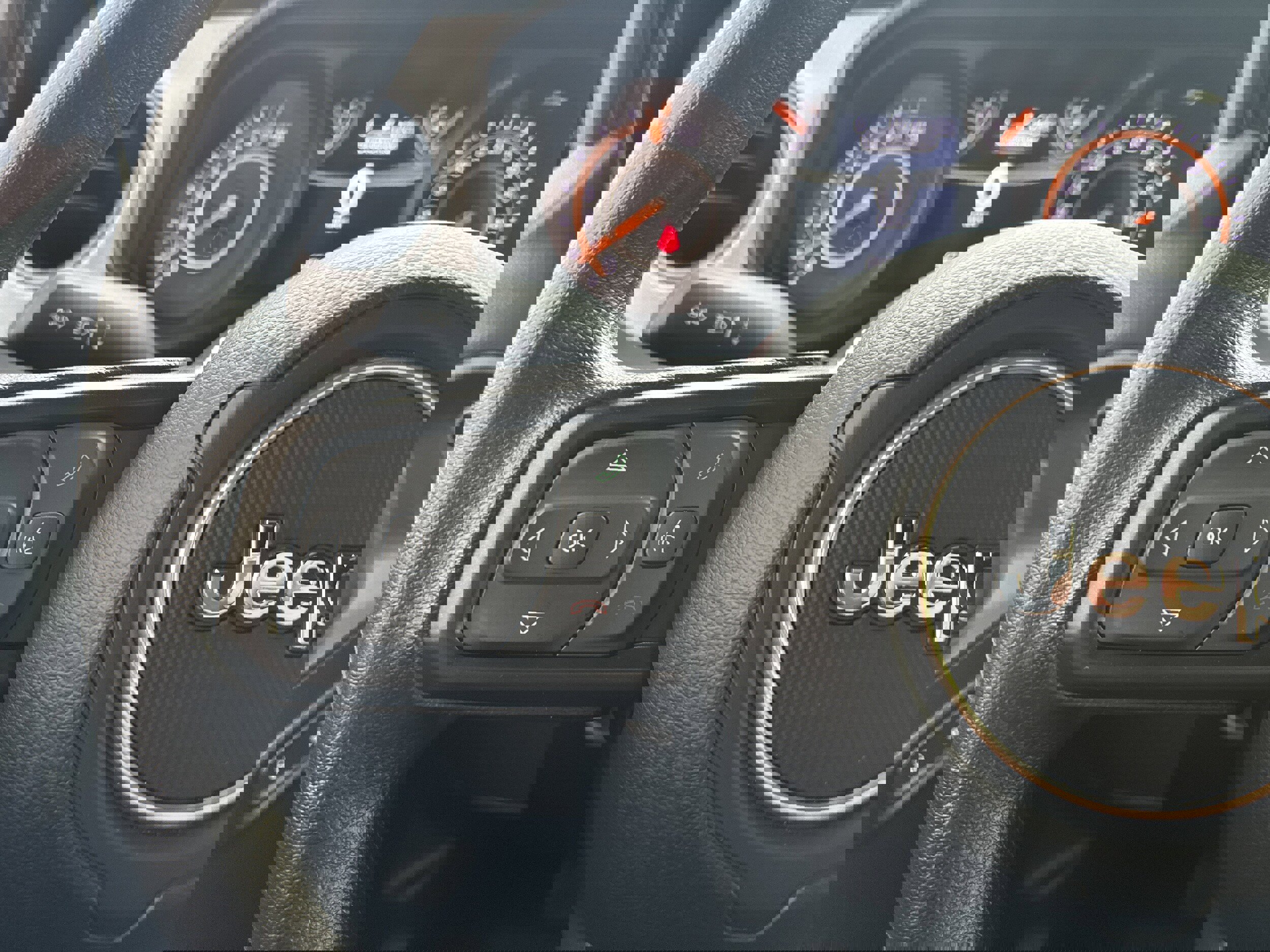 Used 2025 Jeep Gladiator Sport image 19