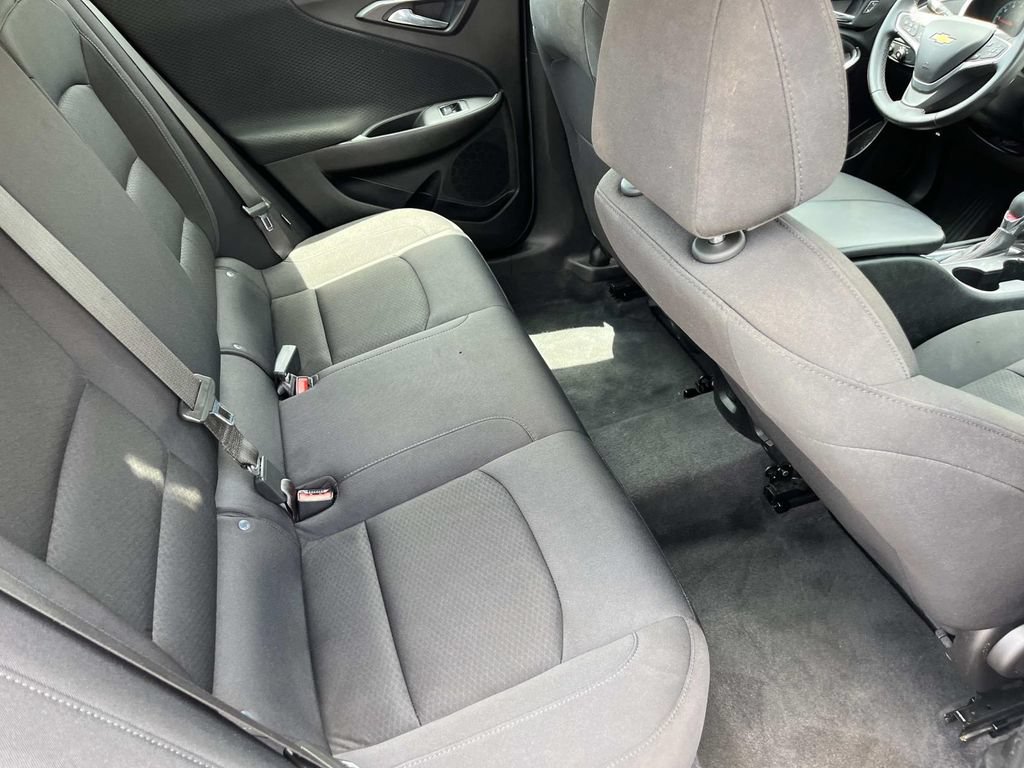 Used 2023 Chevrolet Malibu RS FWD image 20