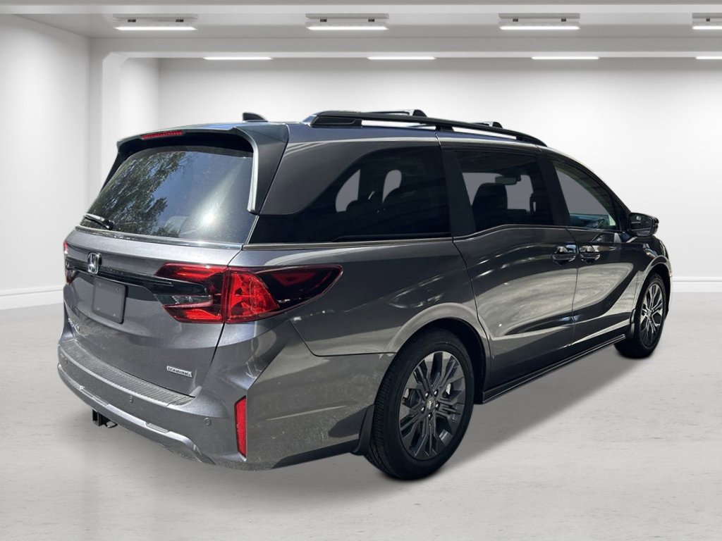 New 2027 Honda Odyssey Touring image 5
