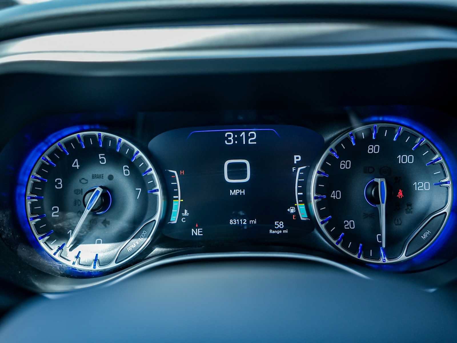 Used 2023 Chrysler Pacifica Touring-L FWD image 19