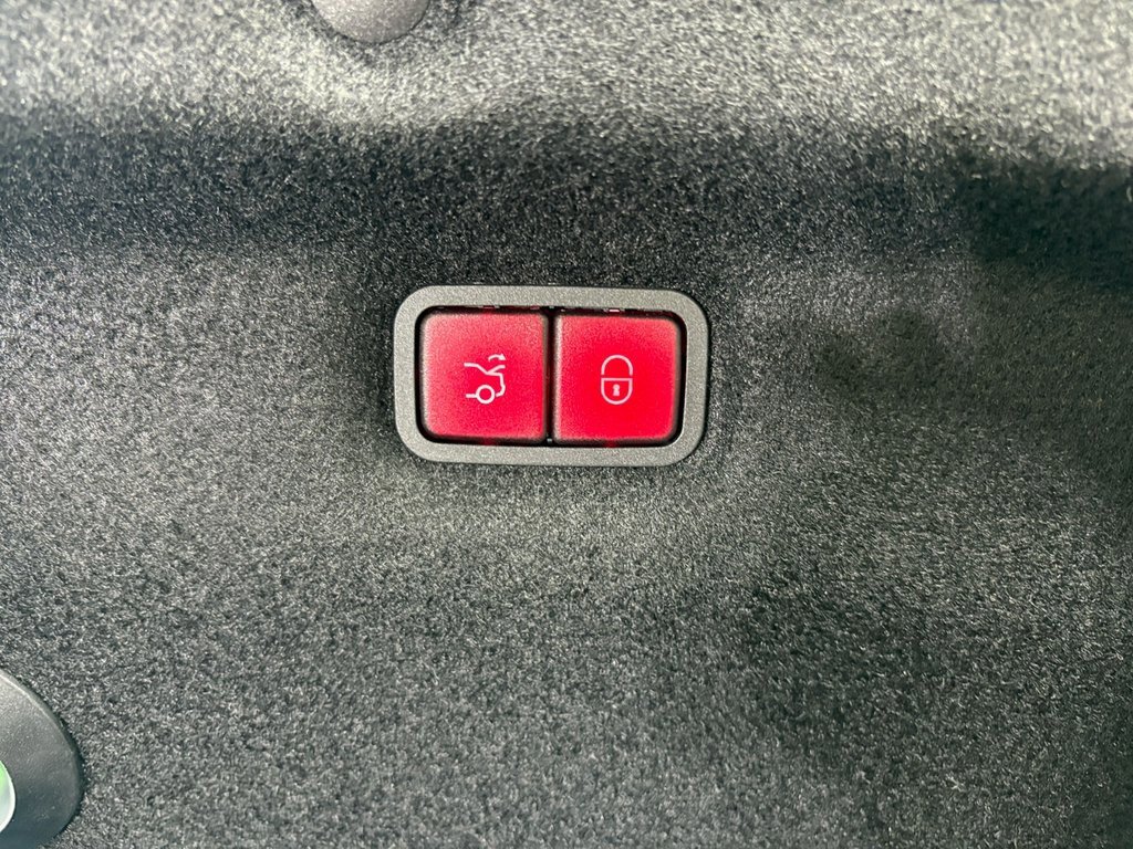 Used 2024 Mercedes-Benz SL 63 AMG SL 63 AMG image 34