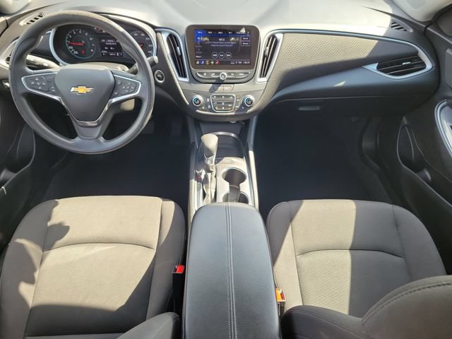 Certified 2025 Chevrolet Malibu LT FWD image 11