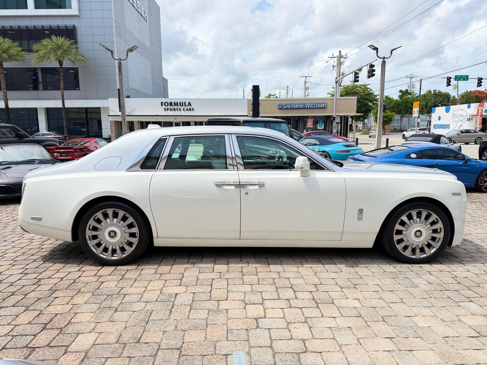 Used 2019 Rolls-Royce Phantom Sedan RWD image 8