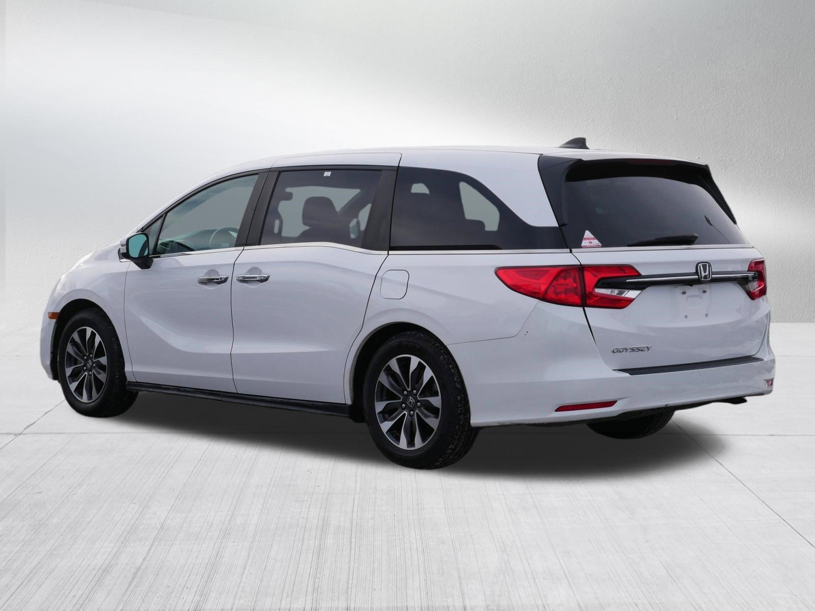 Used 2024 Honda Odyssey EX-L image 5