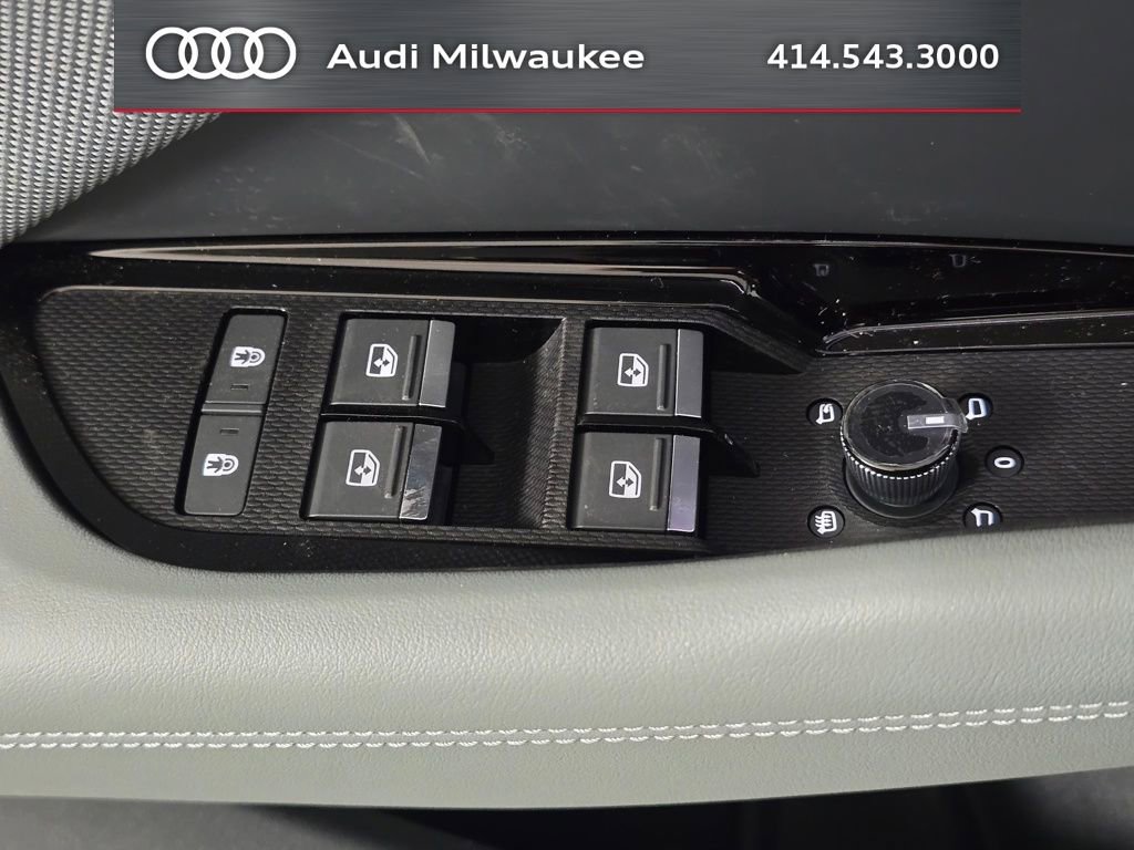 New 2026 Audi Q3 quattro 2.0T AWD/4WD image 14