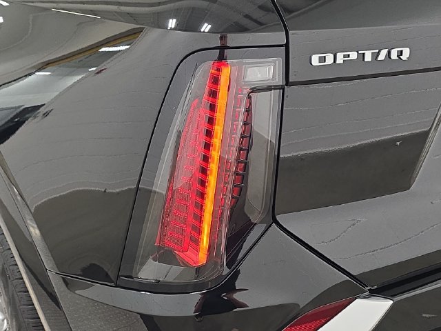 New 2027 Cadillac Optiq Luxury w/ LPO, Floor Liner Package AWD/4WD image 29