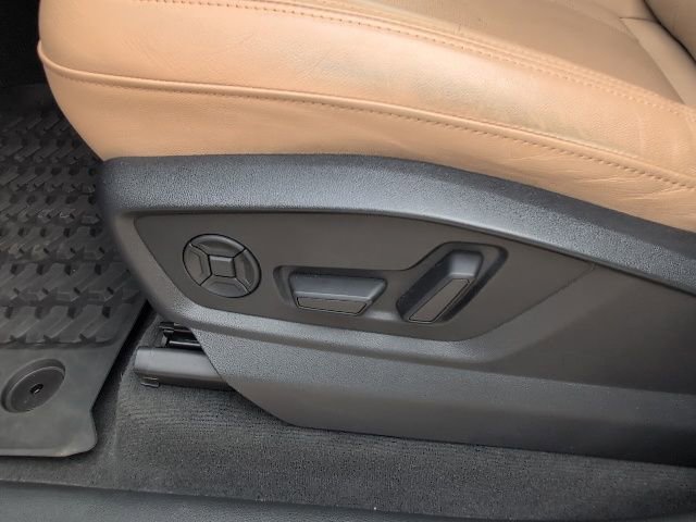 Used 2023 Audi Q8 Premium Plus AWD/4WD image 14