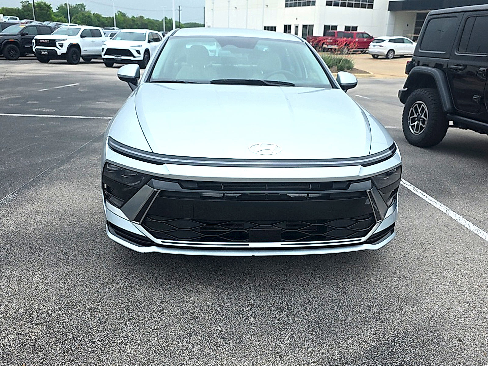 Used 2025 Hyundai Sonata SEL FWD image 5