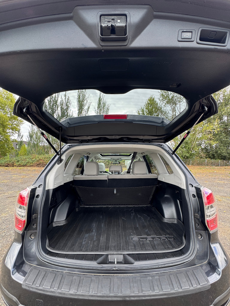 Used 2014 Subaru Forester 2.5i Limited w/ Popular Package #1 AWD/4WD image 9