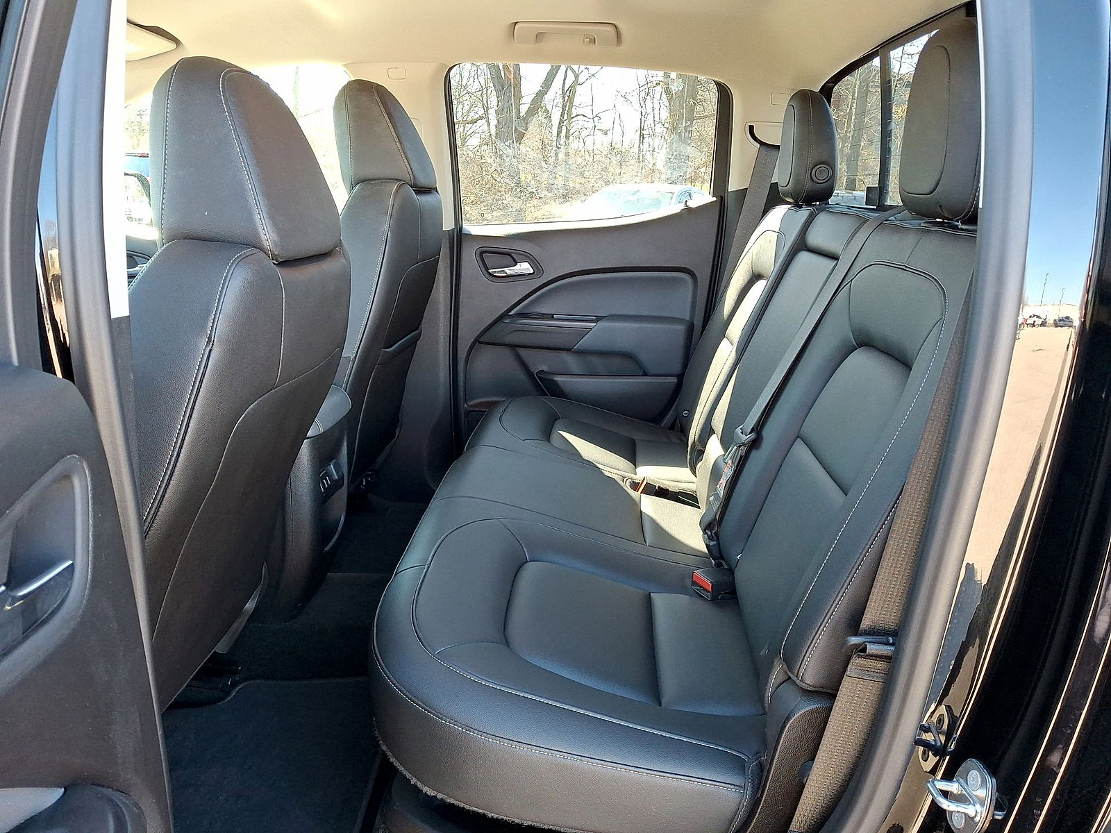 Used 2018 Chevrolet Colorado Z71 AWD/4WD image 26